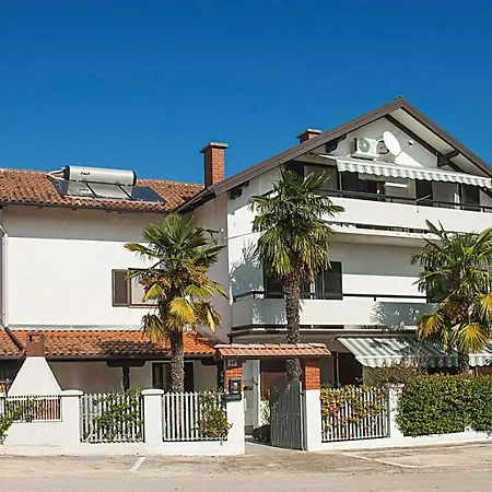 Apartamento Paolija App1 Bužinija